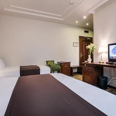& Hotel 4*