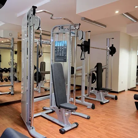 & Hotel 4*